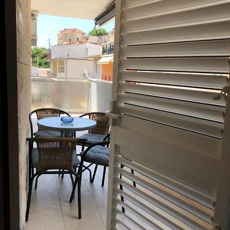 Omis - Private Ensuite Room With Balcony - Hotel Style Exteriör bild